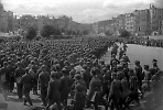 Пленные немецкие солдаты на Крещатике. Киев. 1944
