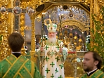 Богослужение Патриарха Кирилла в престольный праздник в Свято-Троицкой Сергиевой Лавре.