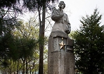 Памятник Герою Советского Союза Марии Цукановой.