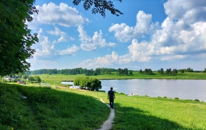 К Дичковскому озеру