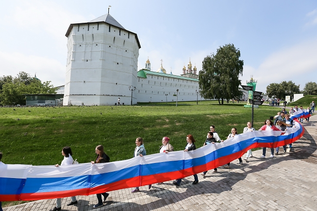 июль 2015, Флаг России, шествие