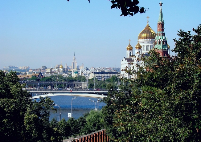 Вид на Москва-реку из московского кремля.