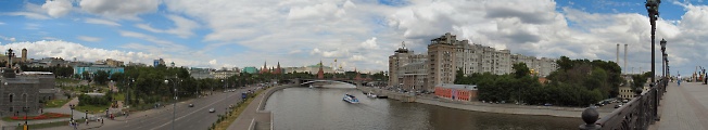 Панорама с Патриаршьего моста