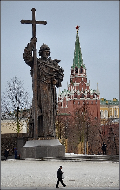 Памятник равноап. князю Владимиру