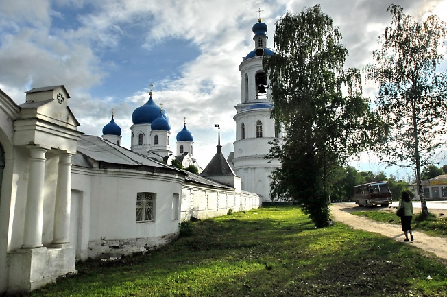 Свято-Боголюбский монастырь под Владимиром.