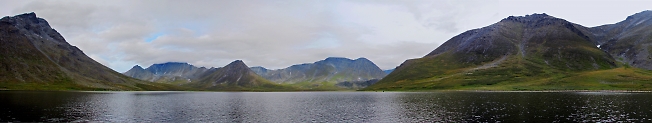 Озеро Малое Хадата-Юган-Лор
