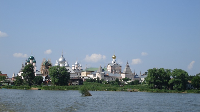 озеро Неро, Ростовский Кремль