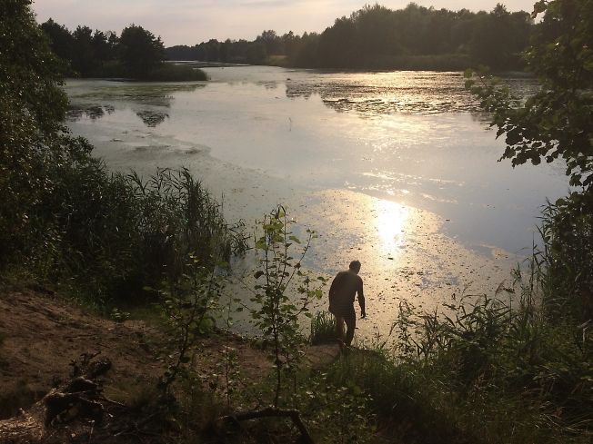 Вечер на реке Муховец возле Замошанов