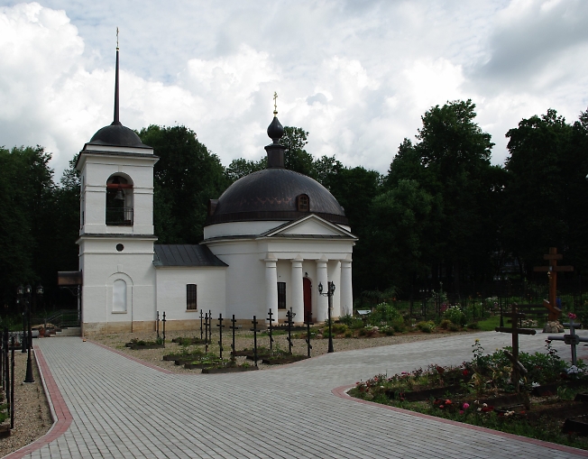Свято-Духовская церковь на Воробьевке.