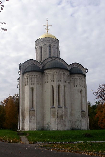 Дмитриевский собор во Владимире. Вид с востока.