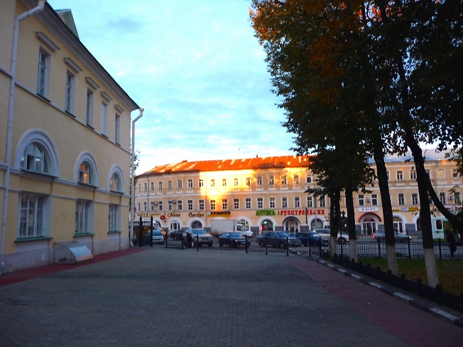 Немного солнца в городе