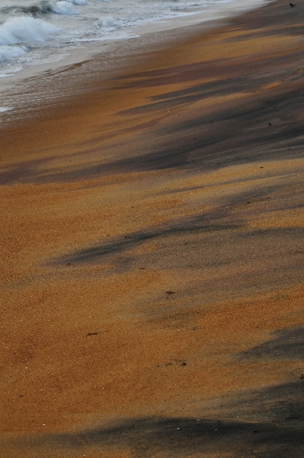 Цветной песок. Пляж Калутары