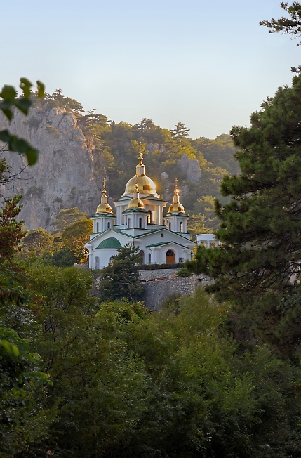 Церковь Архангела Михаила в Ялте